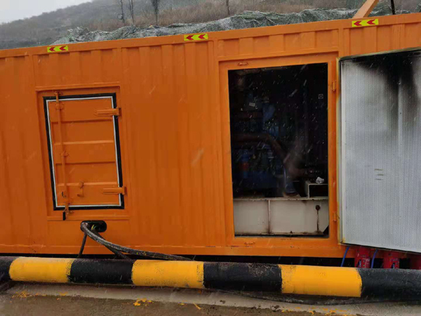 玛纳斯发电机出租 柴油发电机组电压低报警怎么办？