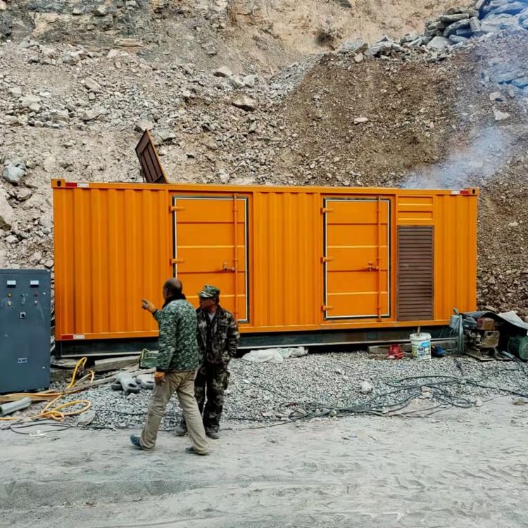 玛纳斯如何选择适合自己的 800KW 柴油发电机组?