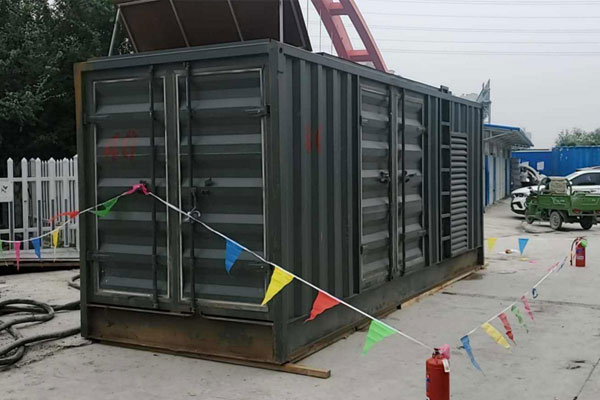 玛纳斯发电机租赁空气滤清器多久更换一次？